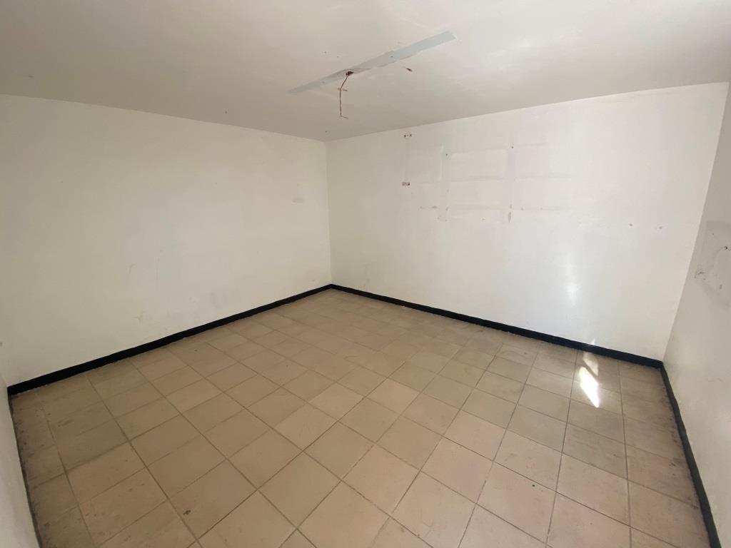 Casa en esquina, 600m2, zona Sur