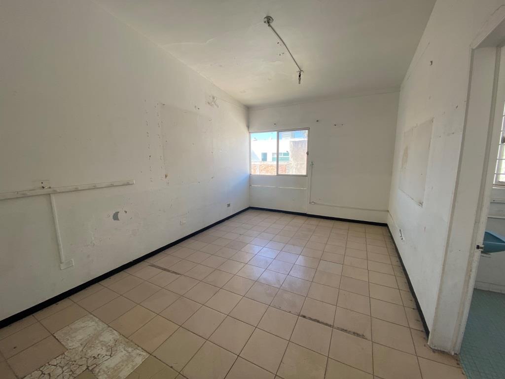 Casa en esquina, 600m2, zona Sur