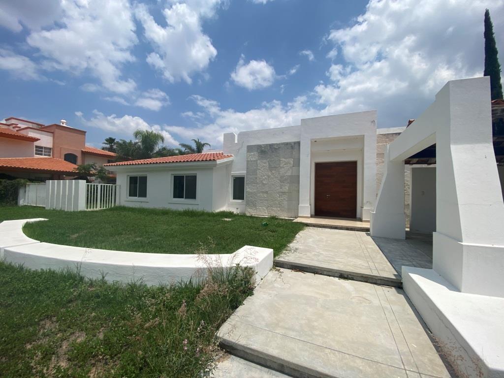 Casa en una planta, zona poniente de Ags