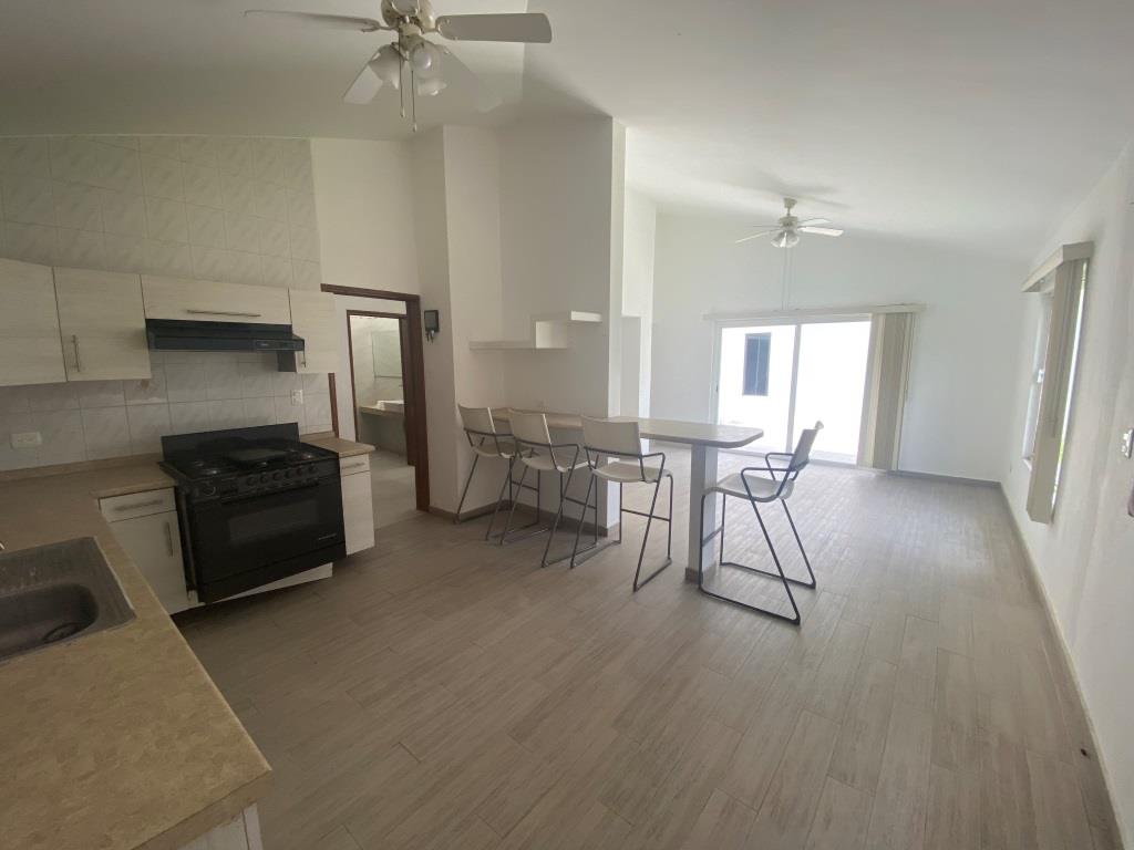 Casa en una planta, zona poniente de Ags