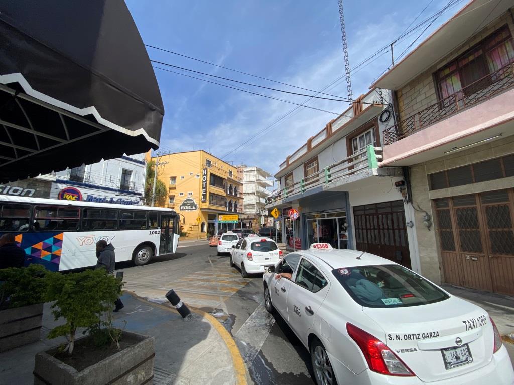 Finca comercial zona centro, casi esquina 5 de mayo