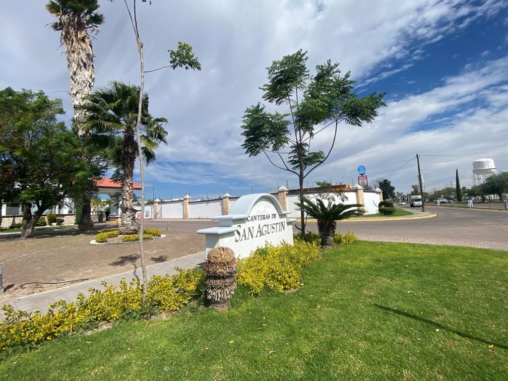 Terreno en venta dentro de Residencial zona Pte