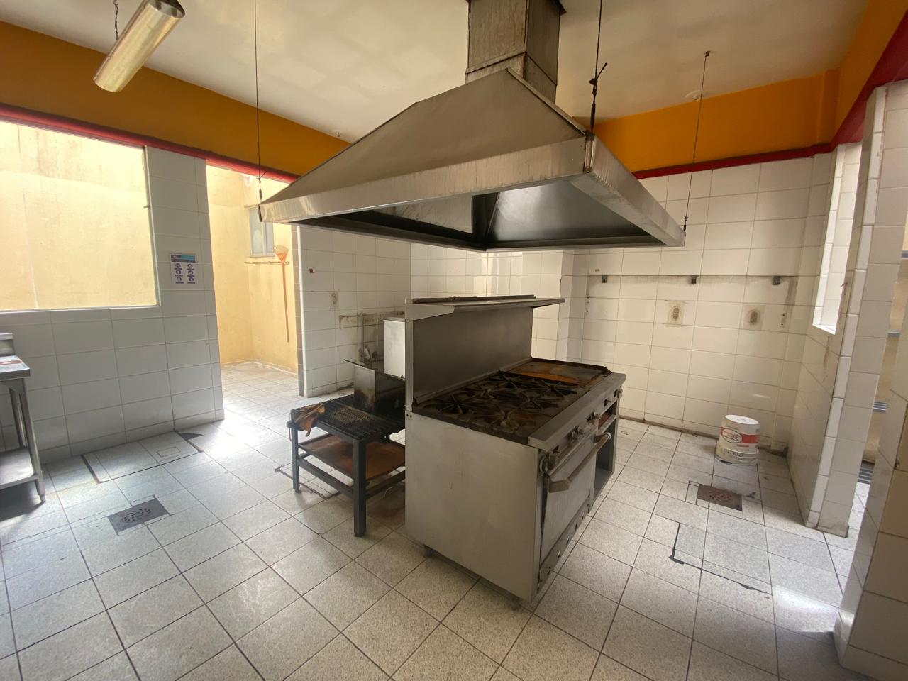 Local comercial sobre Av. Héroe de Nacozari
