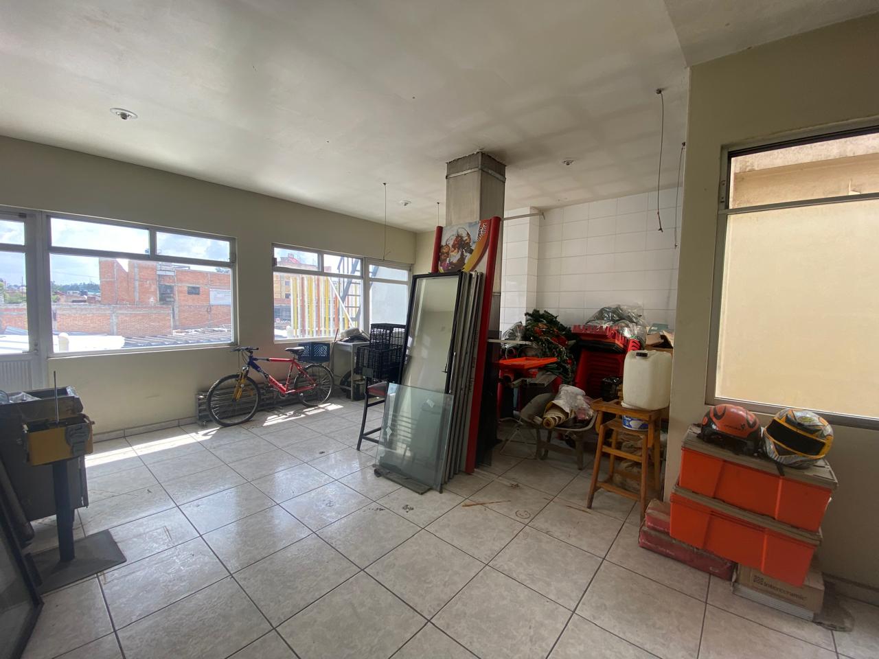 Local comercial sobre Av. Héroe de Nacozari