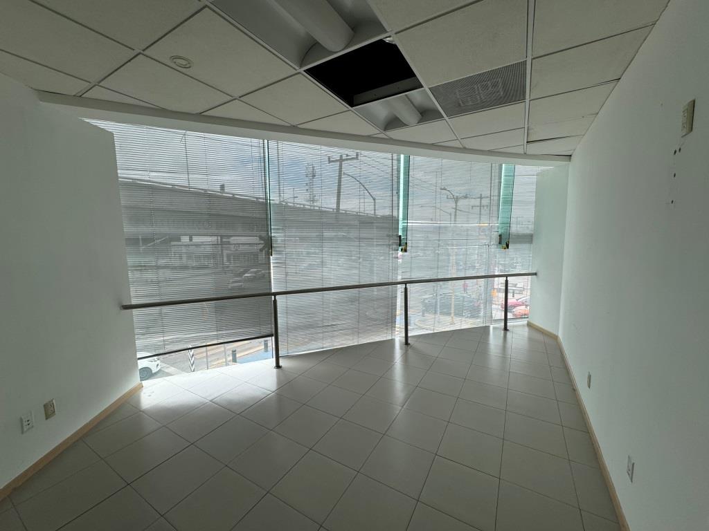 Oficinas ejecutivas en emblemático edificio zona Norte 