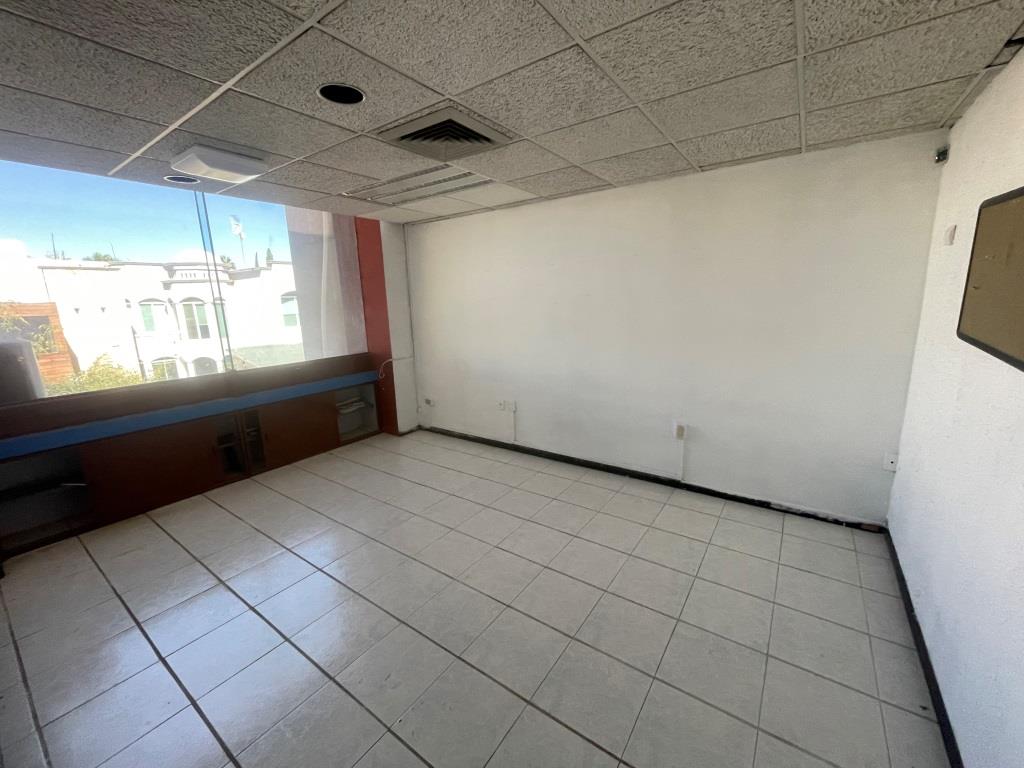 Oficinas sobre 2do anillo zona norte