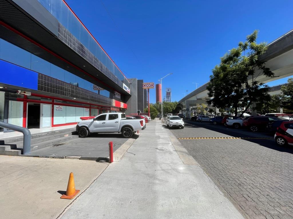 Oficinas sobre 2do anillo zona norte