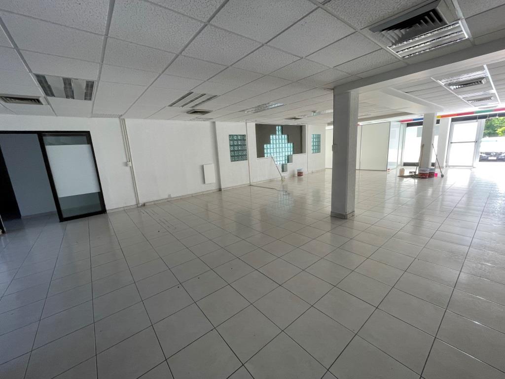 Oficinas sobre 2do anillo zona norte