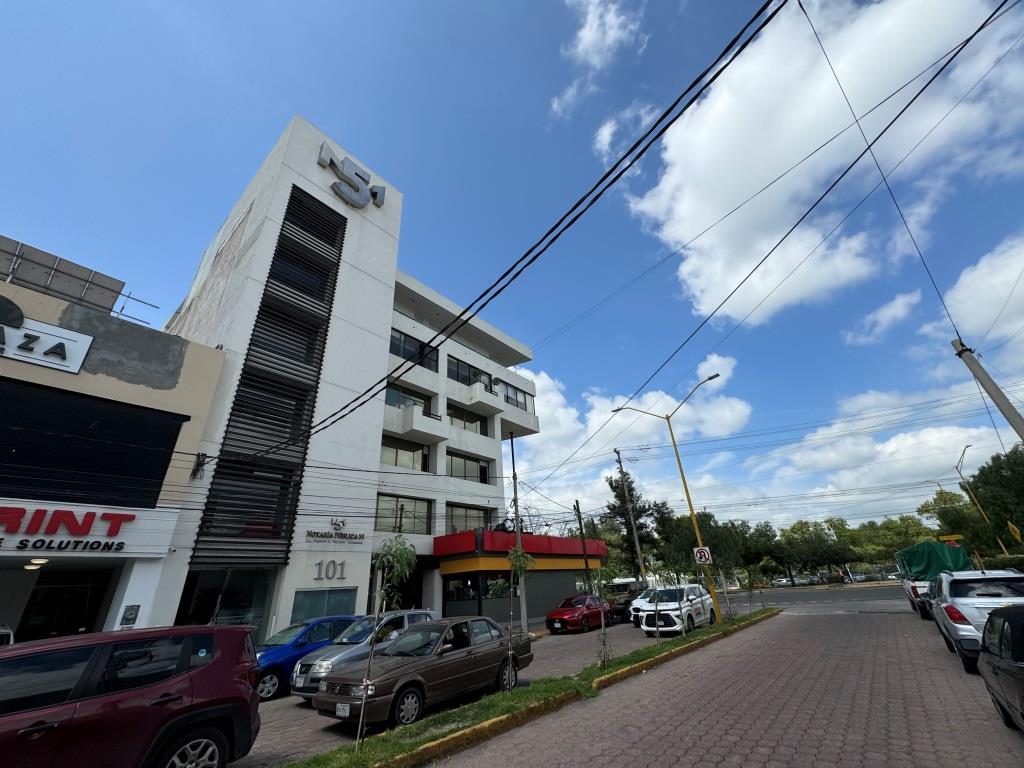 Oficinas ejecutivas sobre Av Universidad