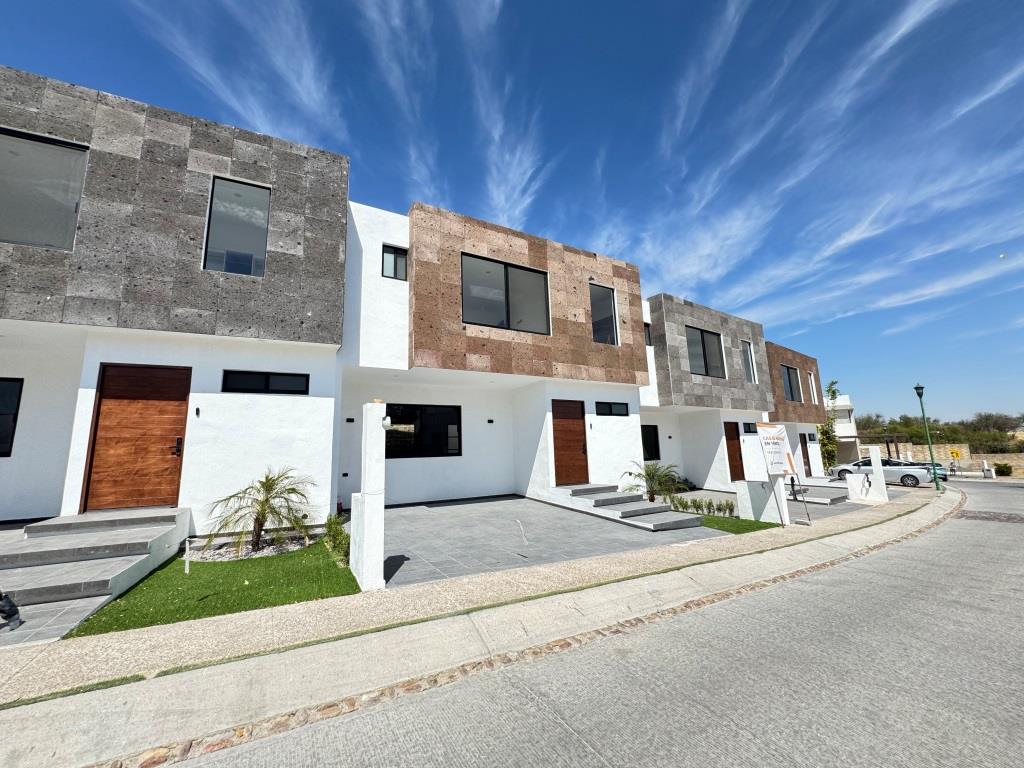 Casa nueva, zona norte, acceso controlado