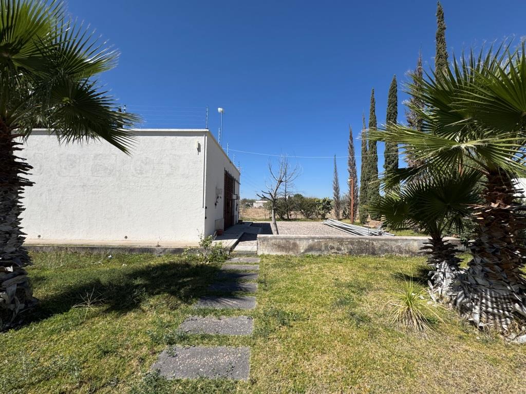 Terreno comercial - habitacional - servicios - zona en plena plusvalia.