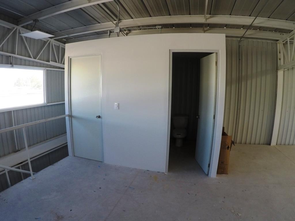 Nave industrial 435m2+mezanine