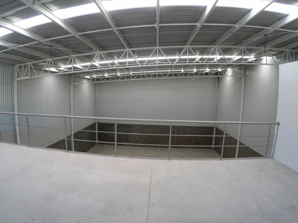 Nave industrial 435m2+mezanine