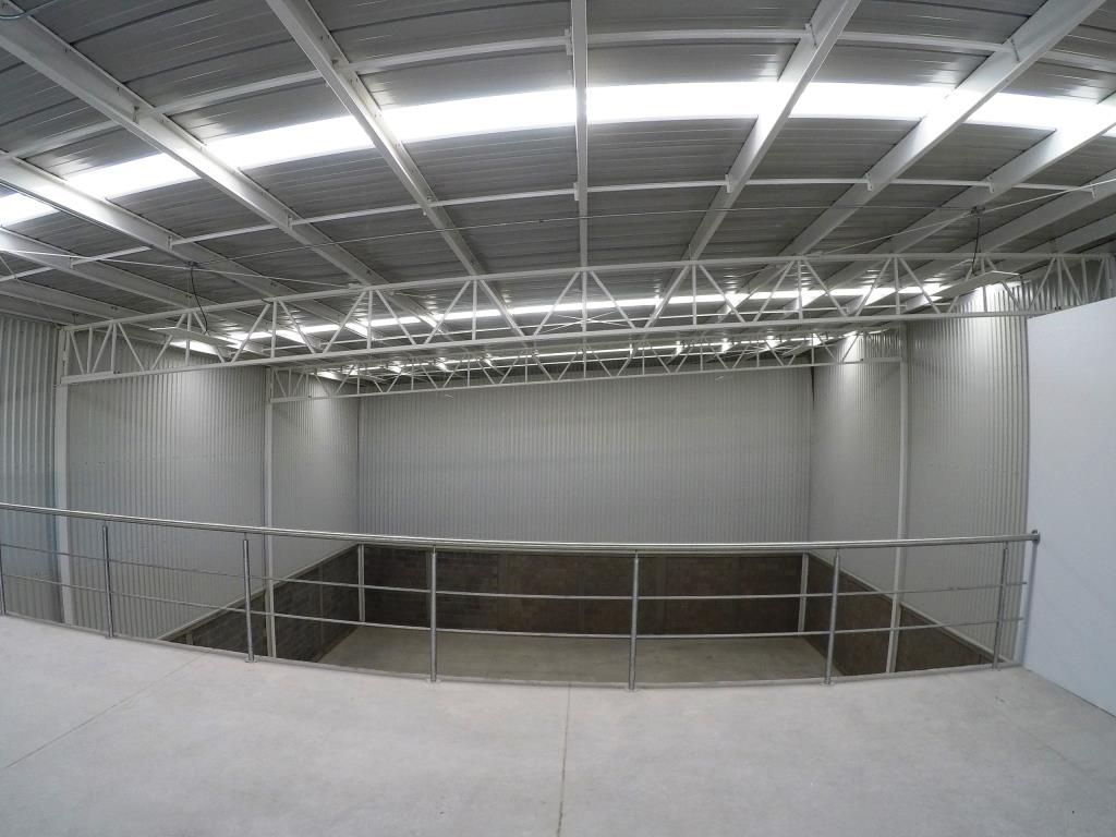 Nave industrial 435m2+mezanine
