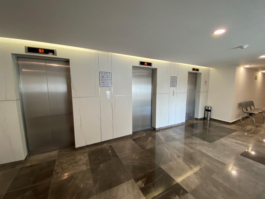 Consultorio 80m2 piso 11