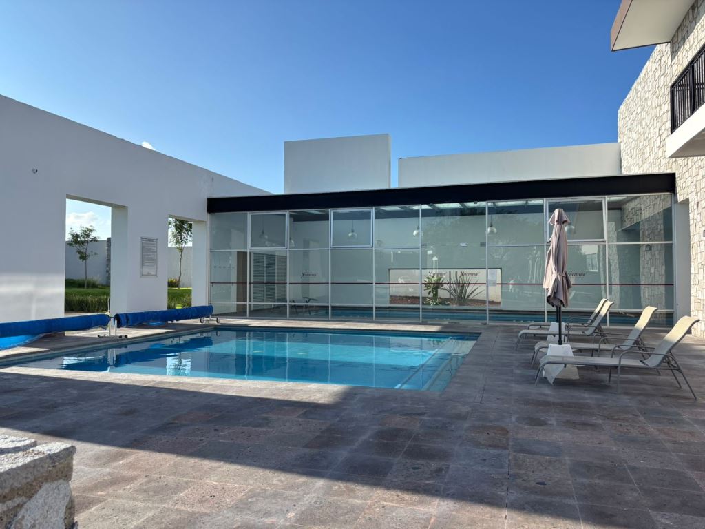 Casa nueva con acabados de lujo