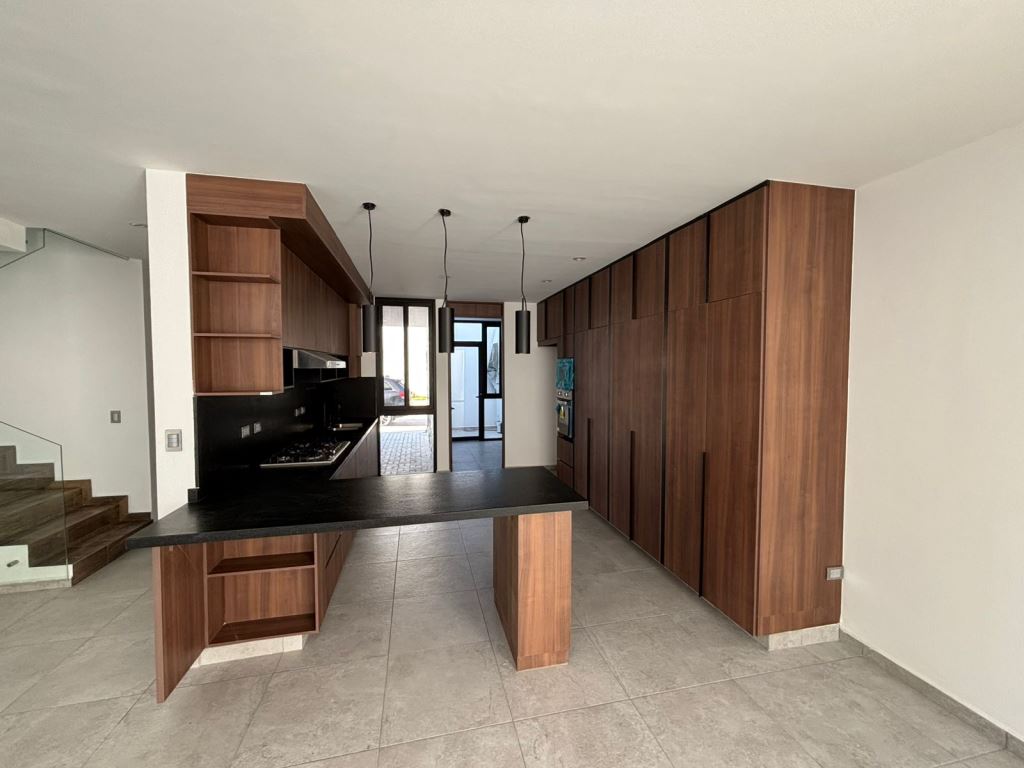 Casa nueva con acabados de lujo