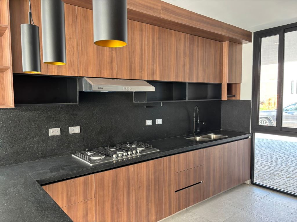 Casa nueva con acabados de lujo