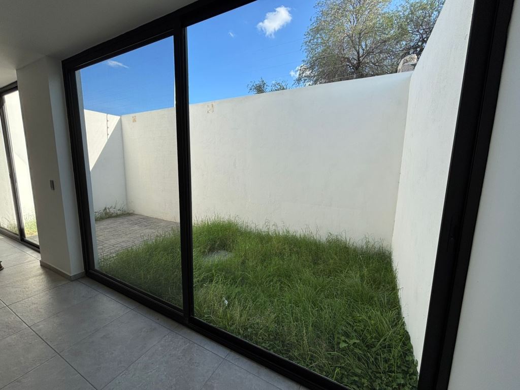 Casa nueva con acabados de lujo