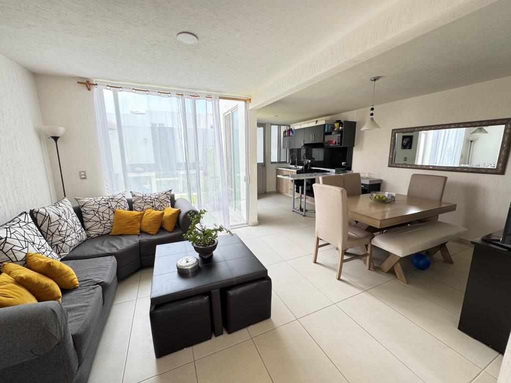 Casa en perfectas condiciones zona sur