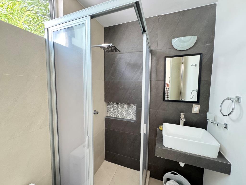 Casa en perfectas condiciones zona sur