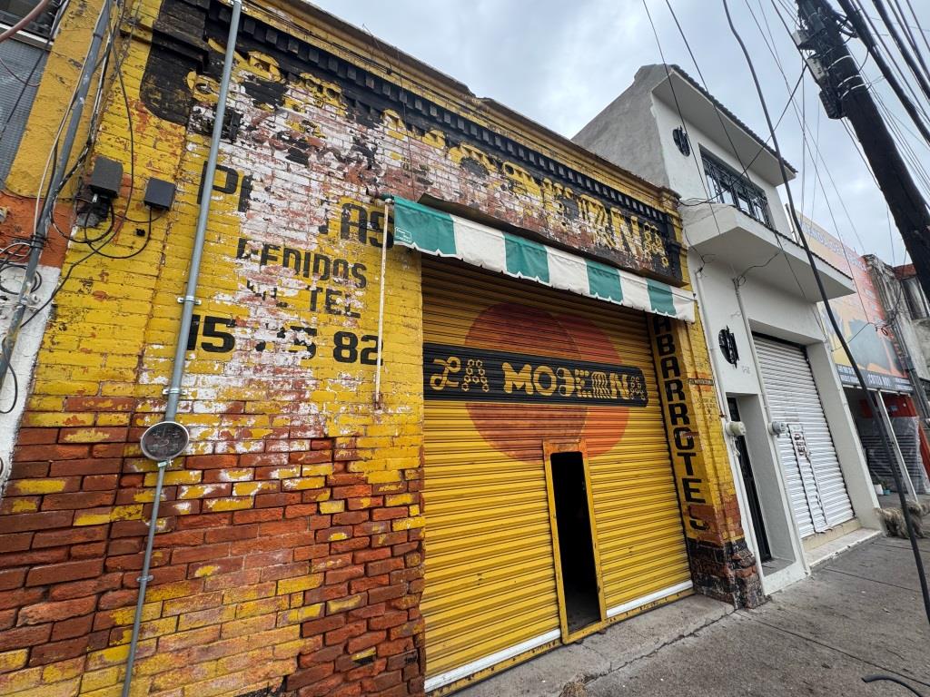 Local comercial Zaragoza y 5 de mayo