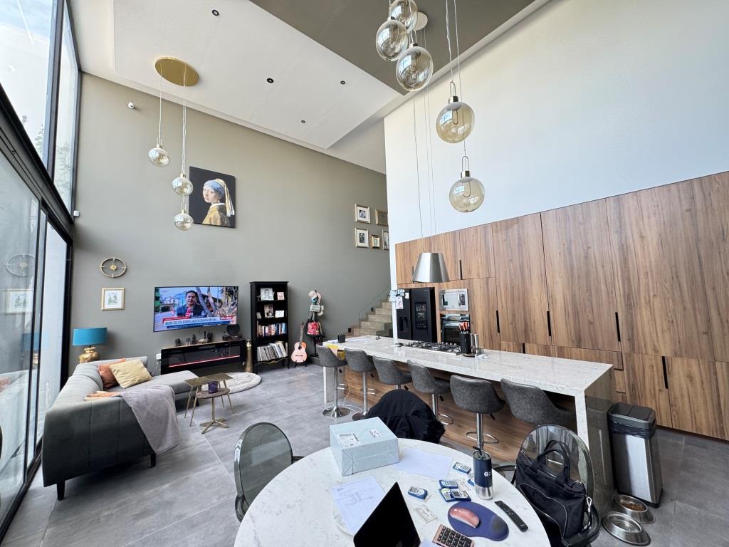 Casa estilo loft, diseño arquitectonico innovador