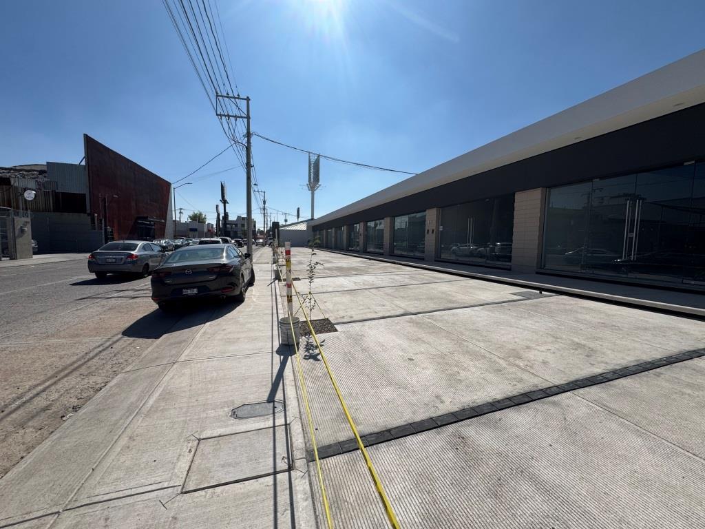 Locales comerciales en la zona Norte a unos mts de Colosio