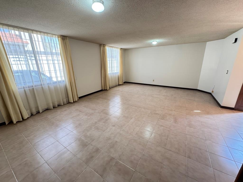 Departamento amplio zona norte