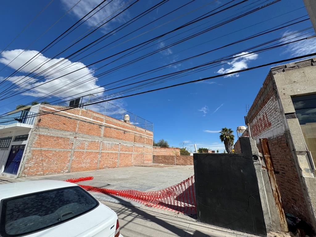 Terreno comercial zona pocitos