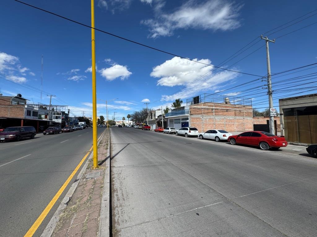 Terreno comercial zona pocitos