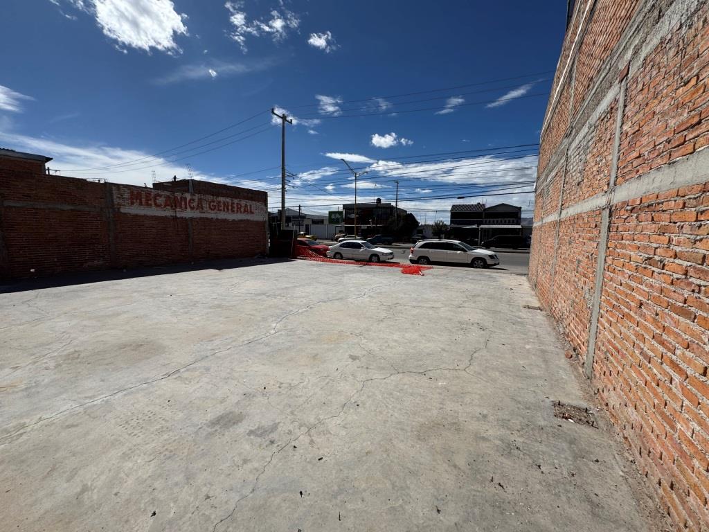 Terreno comercial zona pocitos