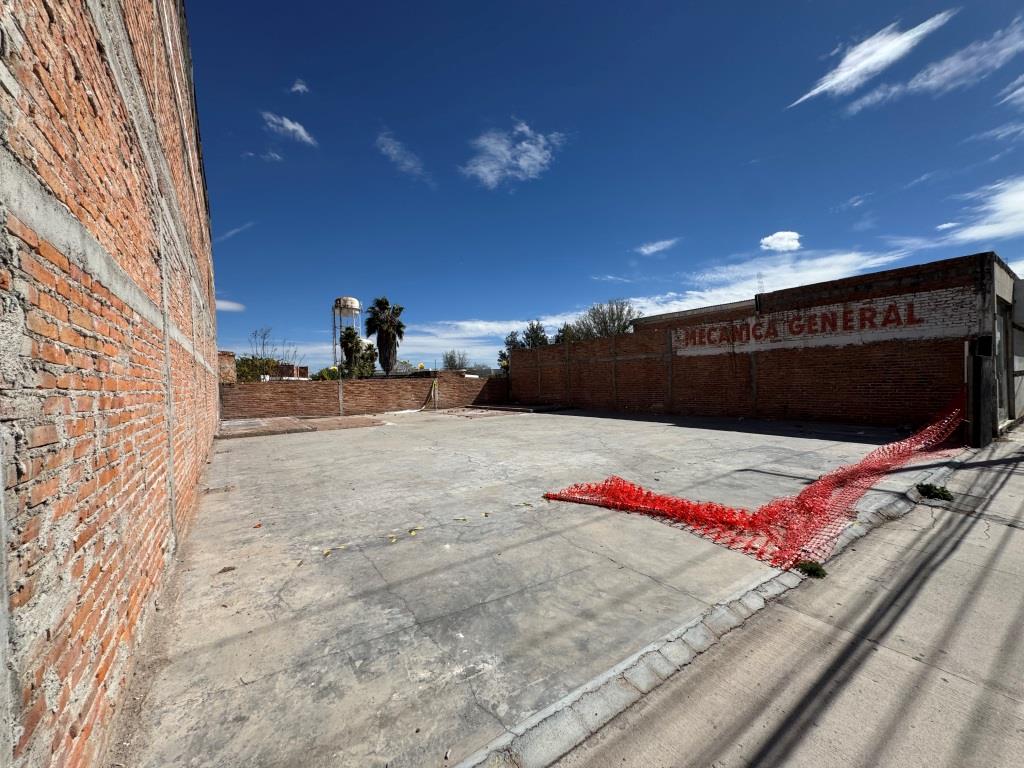 Terreno comercial zona pocitos