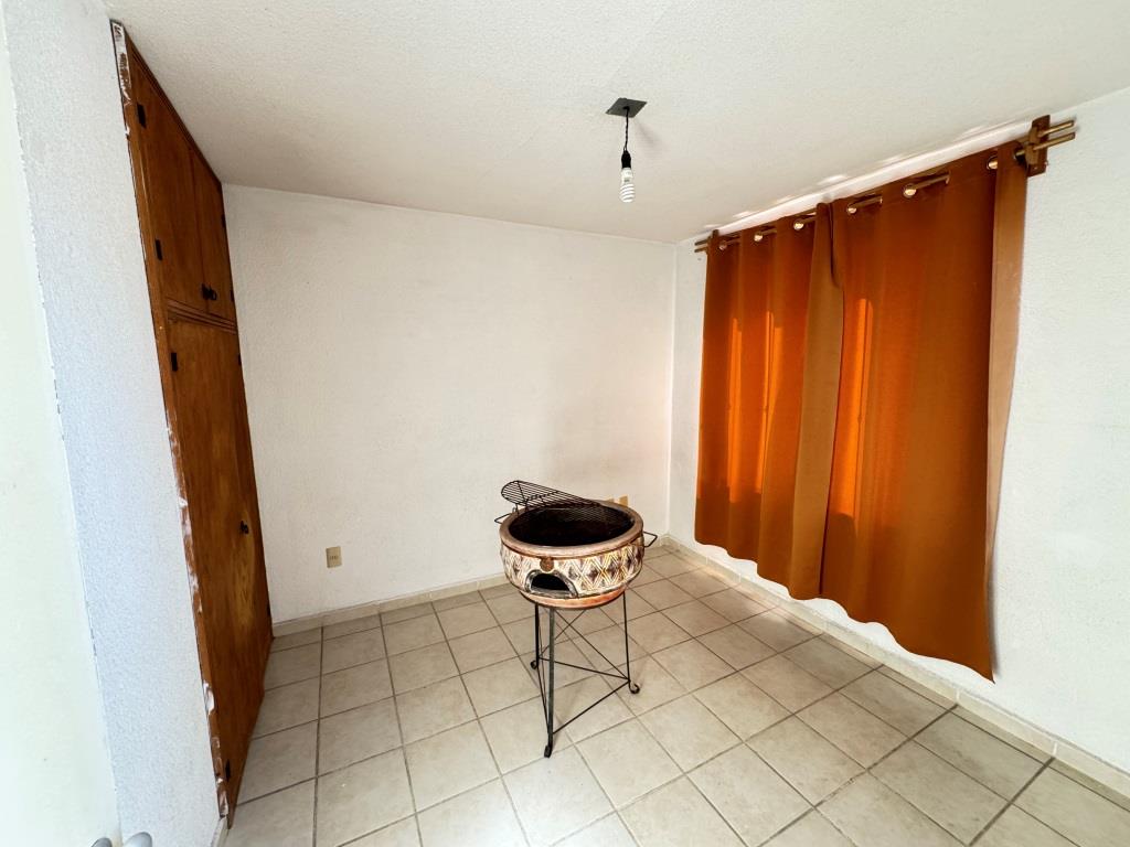 Casa zona sur, a unos mts de Av Siglo XXI Sur