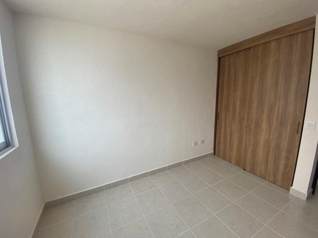 Casa en renta atras de PIVA