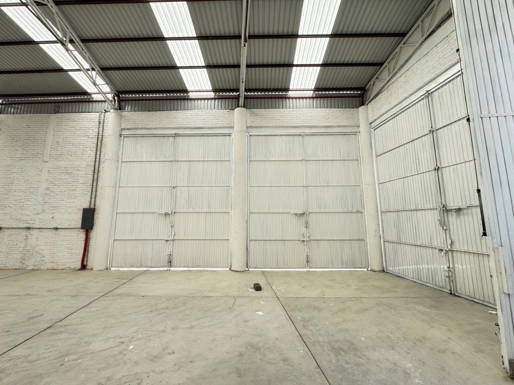 Nave industrial zona sur 800m2