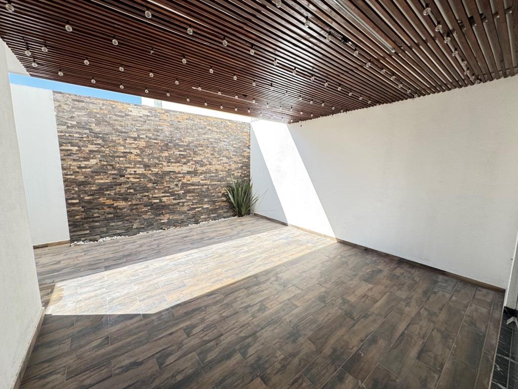 Casa nueva dentro de exclusivo desarrollo