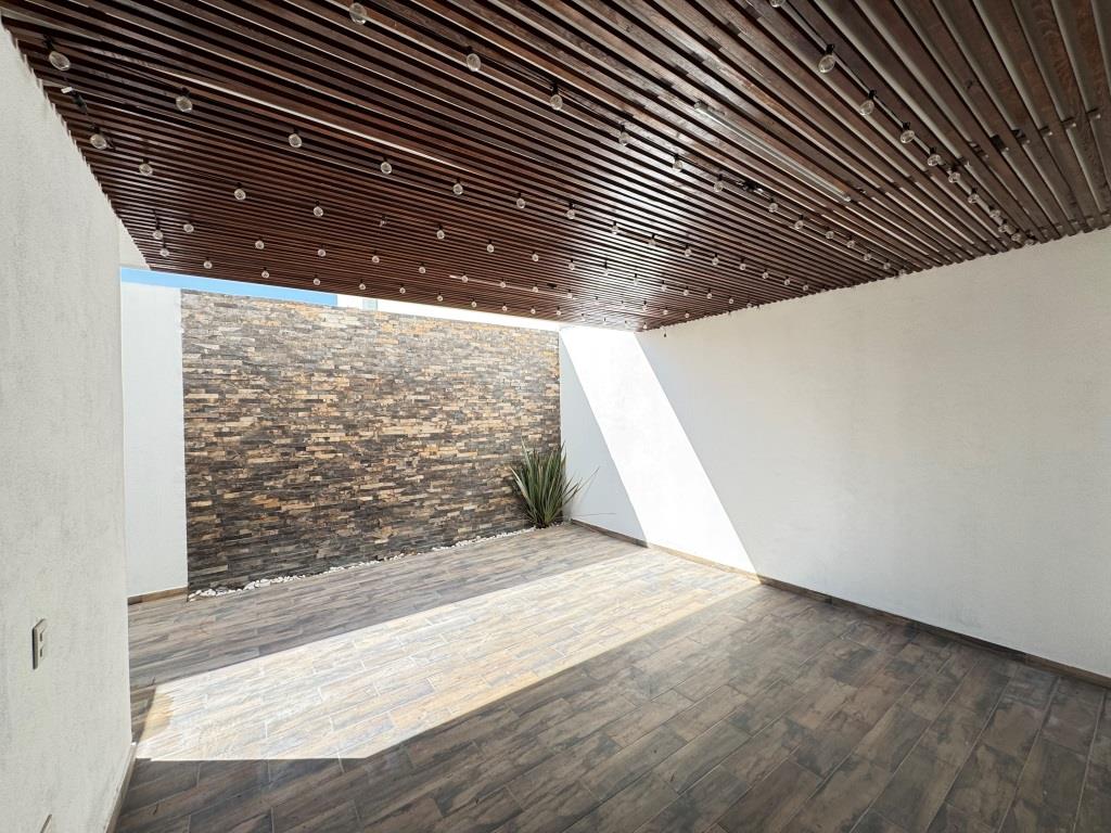 Casa nueva dentro de exclusivo desarrollo