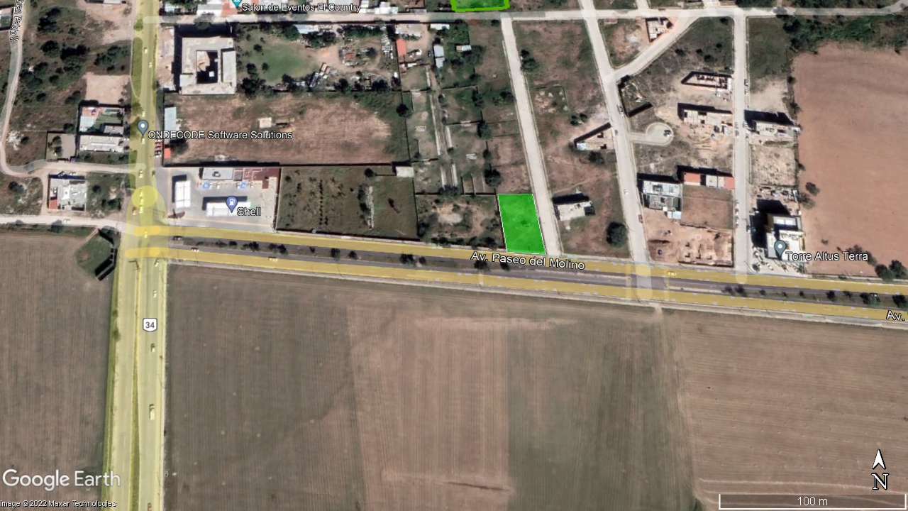 Terreno comercial en esquina 675m2