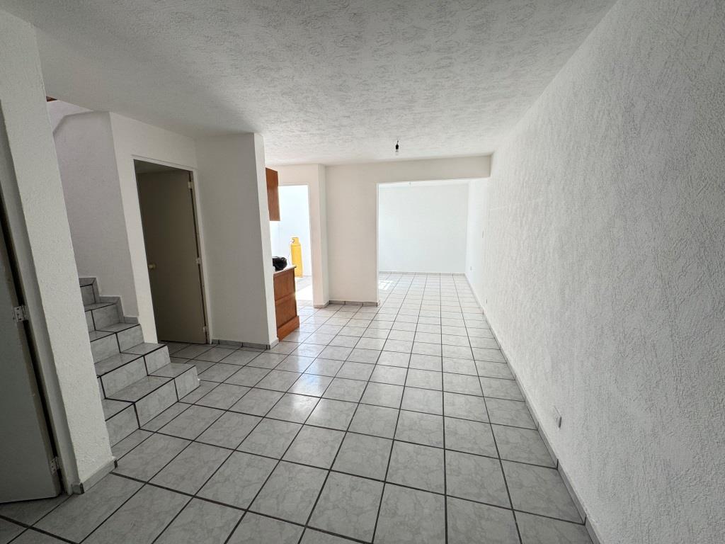 Casa en venta a 5 min de CC Altaria