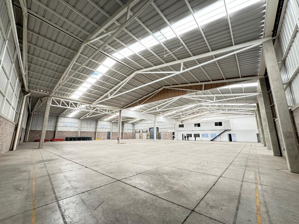 Nave industrial Zona norte 2,085m2