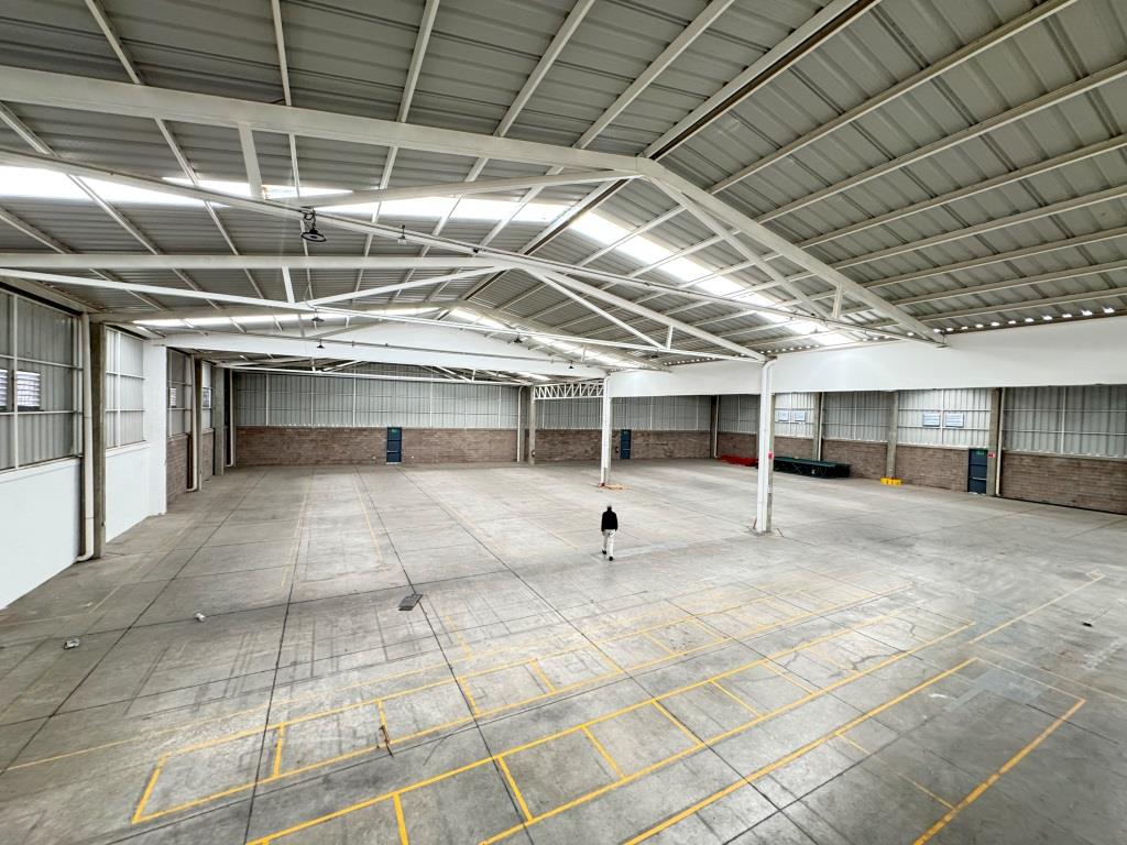 Nave industrial Zona norte 2,085m2