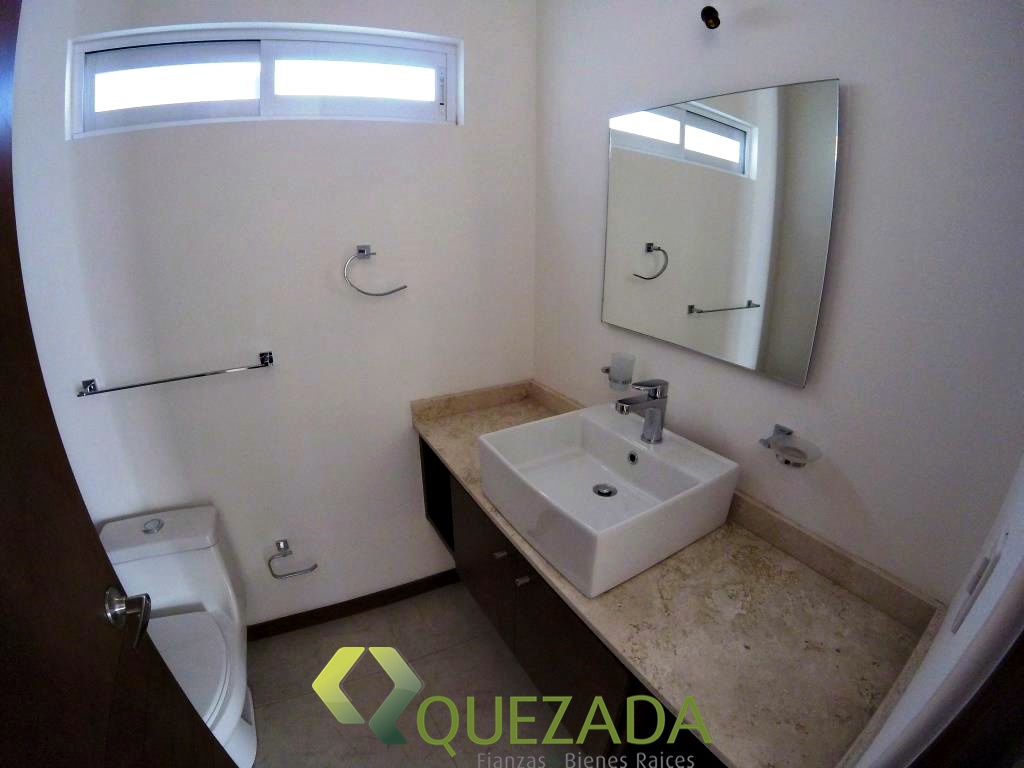 Casa en pequeña privada en zona Pocitos. (Nor-poniente de Aguascalientes)