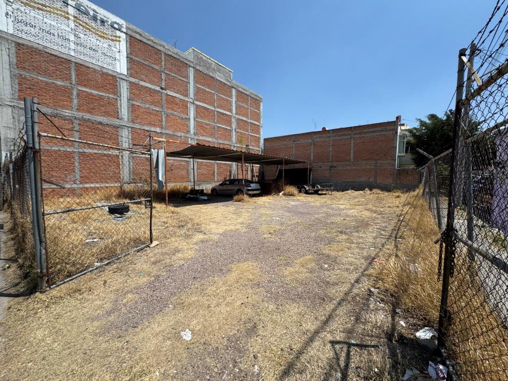 Terreno comercial en esquina
