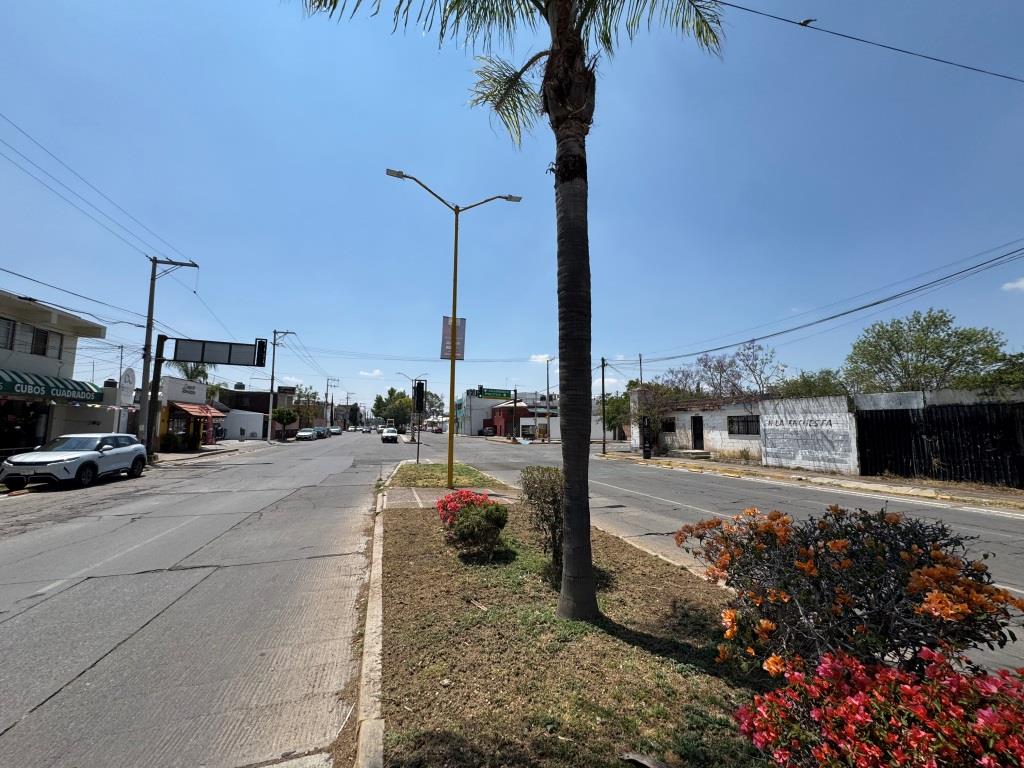 Terreno comercial en esquina