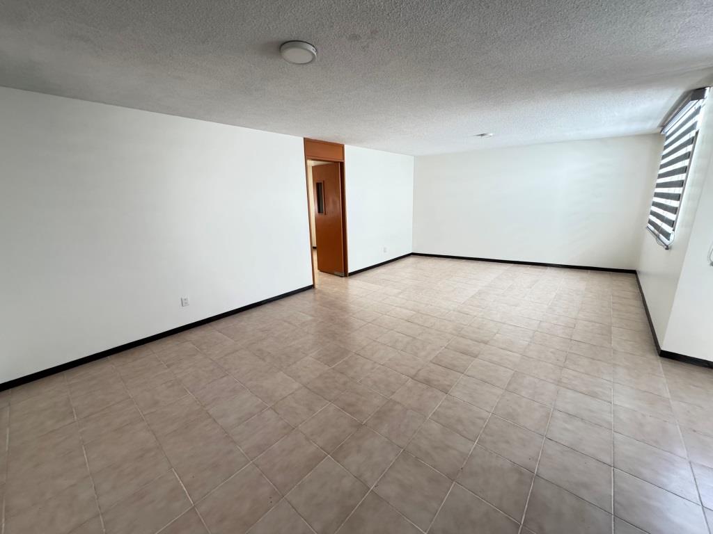 Departamento a una cuadra de Colosio y Universidad