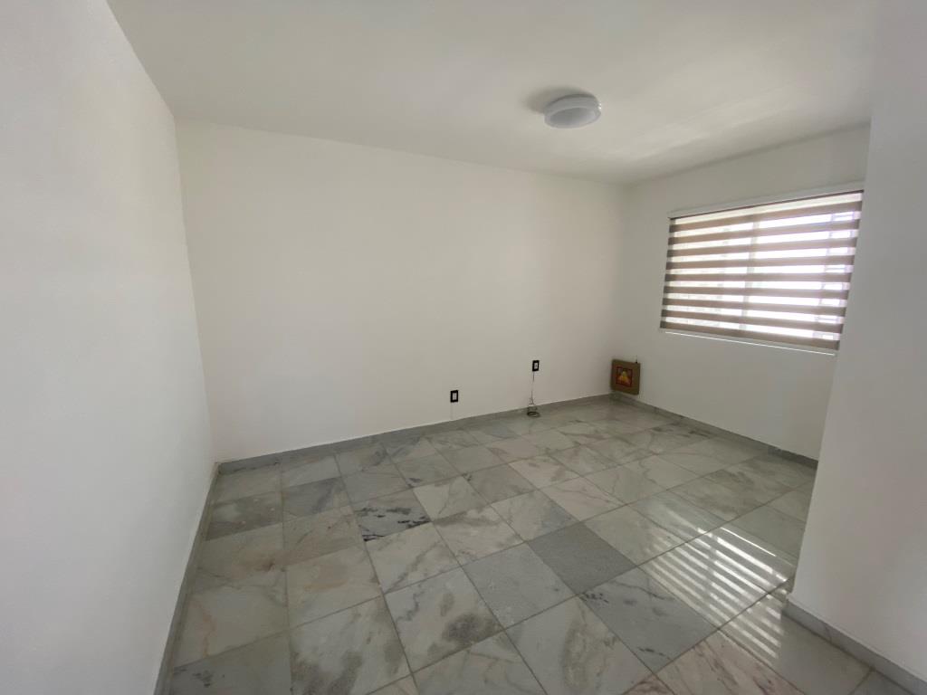 Departamento a unos metros de Colosio