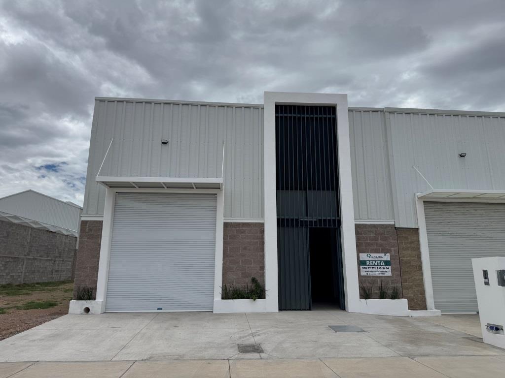 Nave industrial 309m2 + 40 mezanine
