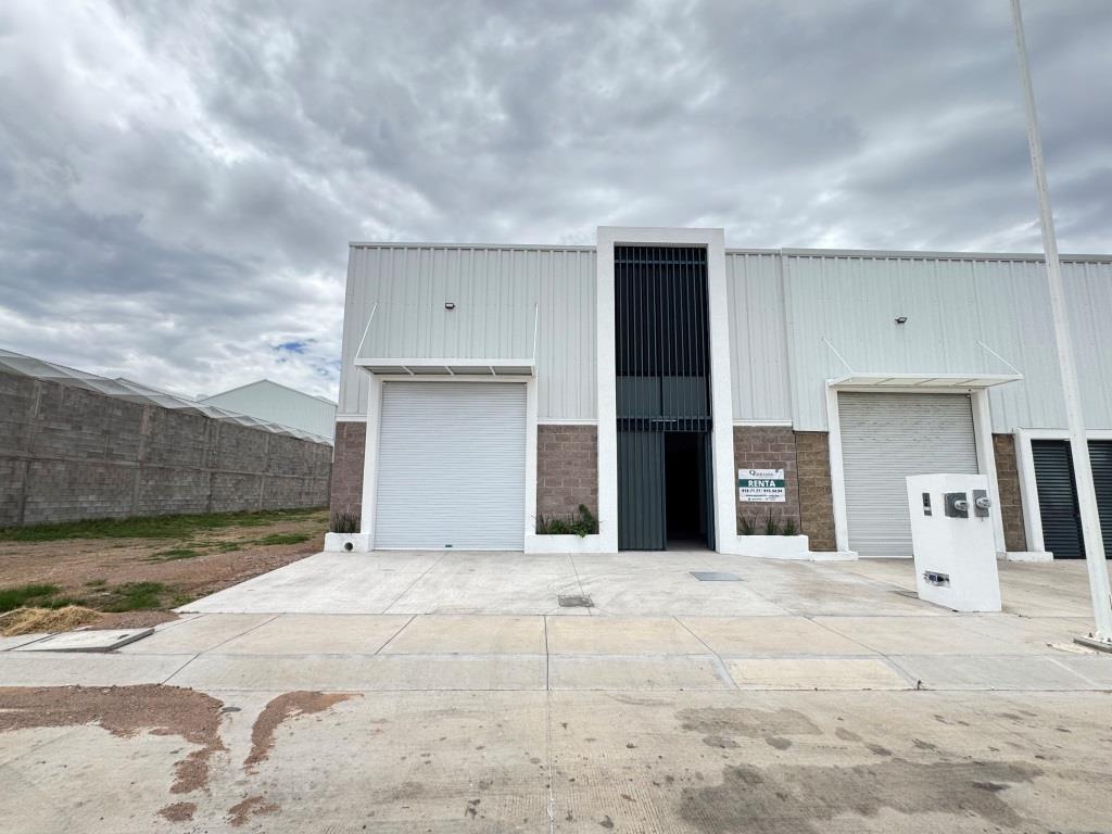 Nave industrial 309m2 + 40 mezanine
