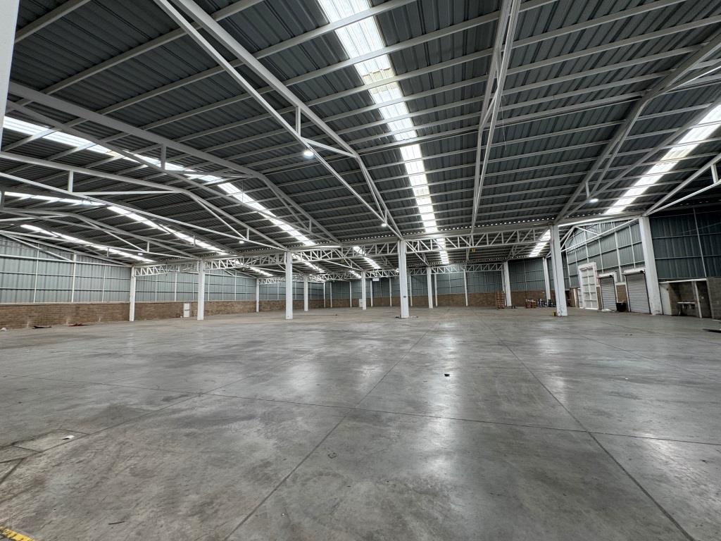 Modulos de naves industriales desde 1,410m2 hasta 7,930m2